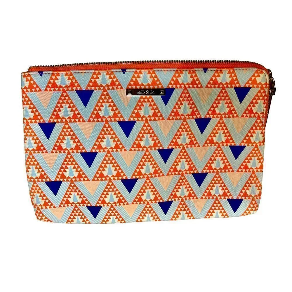 STELLA AND DOT Clutch/Handbag/Makeup Bag W/Additional Pockets. Prop on Tv Show